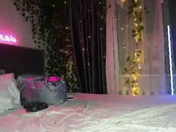 Chaturbate Live Sex of touch_me_if_you_can