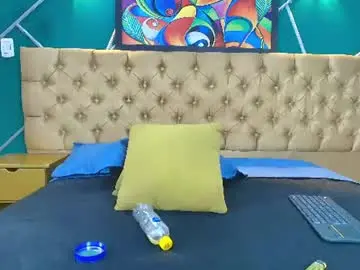 Chaturbate Live Sex of liiaa_sweett_