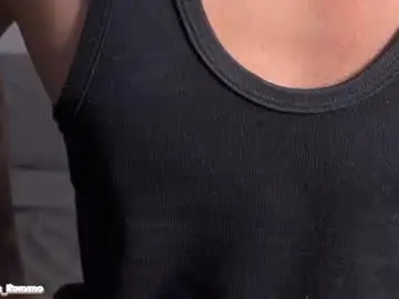 Chaturbate Free Live Porn of salvatore_romanoo