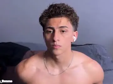 Chaturbate Nude Webcam of salvatore_romanoo