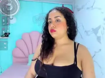 Chaturbate Free Live Porn of cristal_horny19