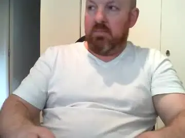 Chaturbate Live Sex Cam of kiwiben45