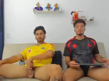 Chaturbate Adult Video Chat of straight__friends