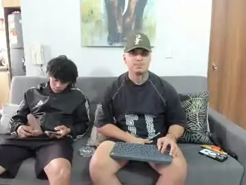 Chaturbate Live Sex of straight__friends