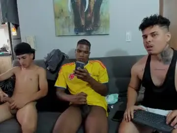 Chaturbate Free Porn Cam of straight__friends