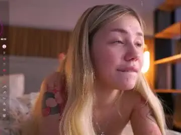 Chaturbate Nude Webcam of cinacandy