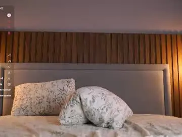 Chaturbate Live Porn of cinacandy