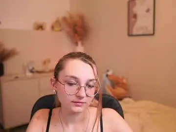 Chaturbate Nude Webcam of sophielux18