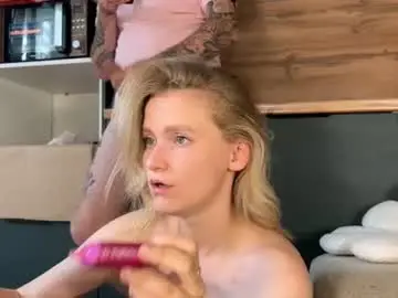 Chaturbate Free Porn Cam of adele_nick2202
