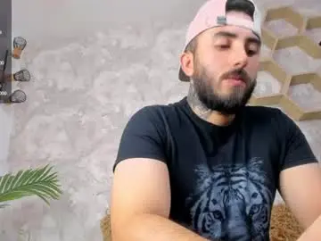 Chaturbate Adult Video Chat of martin_foster_