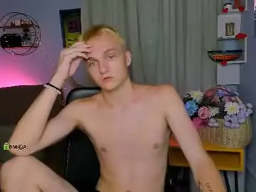 Chaturbate Live Sex Cam of colin_storm