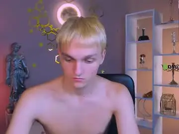 Chaturbate Best live sex cam show of colin_storm