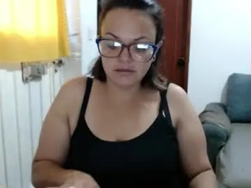 Chaturbate Live Sex Cam of lau16310