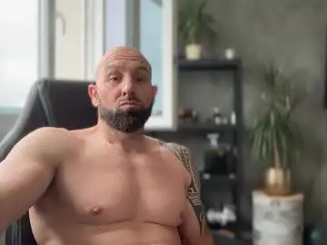 Chaturbate Live Sex Cam of tommyx01
