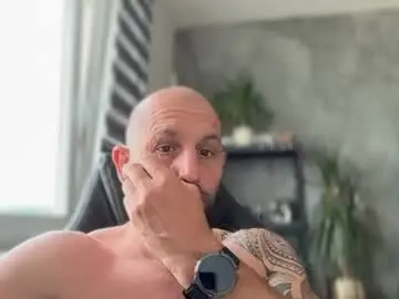 Chaturbate Live Porn of tommyx01