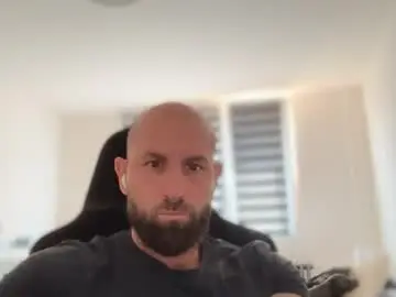 Chaturbate Live Sex of tommyx01