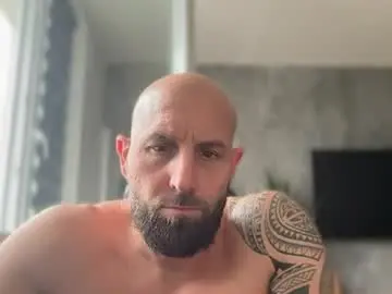 Chaturbate Live Porn of tommyx01