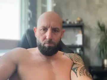 Chaturbate Live Porn of tommyx01