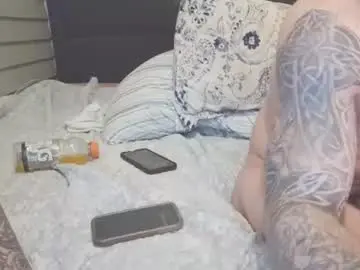 Chaturbate Live Sex Cam of hisnhertemptation