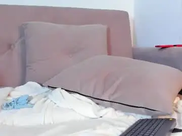 Chaturbate Watch Live Sex Cams of marie_pourtoi