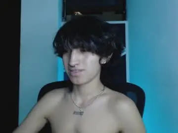 Chaturbate Live Sex Cam of littlextrem