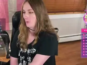 Chaturbate Live Sex Cam of luluv