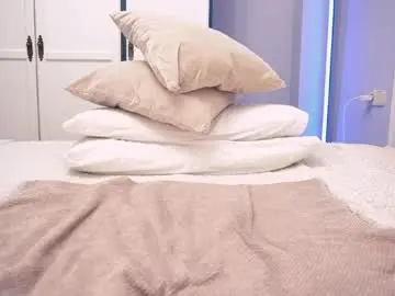 Chaturbate Live Sex Cam of new_dee