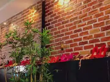Chaturbate Best live sex cam show of helenceccile