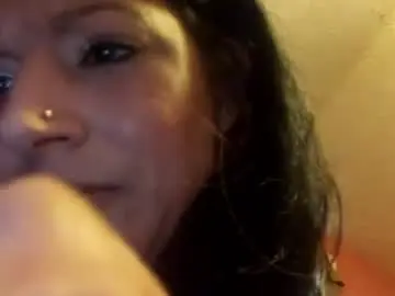 Chaturbate Live Sex Cam of beautyfulkrazy7
