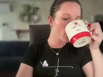 Chaturbate Free Porn Cam of sweetshy99