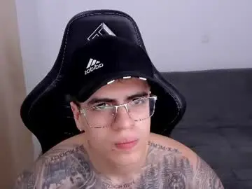Chaturbate Live Sex of mathew_wolf4
