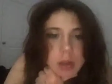 Chaturbate Sex Cam of glitterdancingontheskin