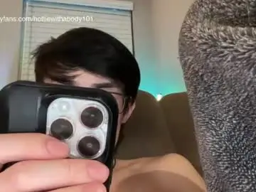 Chaturbate Free Live Porn of hottiewithabody101