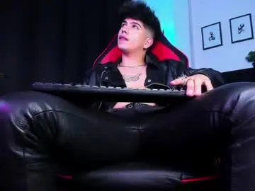 Chaturbate Sex Cam of lylebennett_
