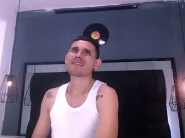 Chaturbate Watch Live Sex Cams of bryan_pirs
