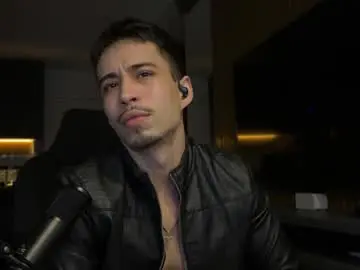 Chaturbate Free Live Porn of mettew22cm