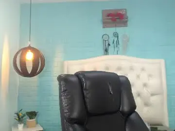 Chaturbate Live Sex Cam of adamcoox
