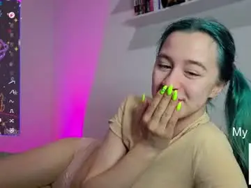 Chaturbate Adult Video Chat of emilly_20