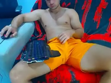 Chaturbate Watch Live Sex Cams of hugo_19cm