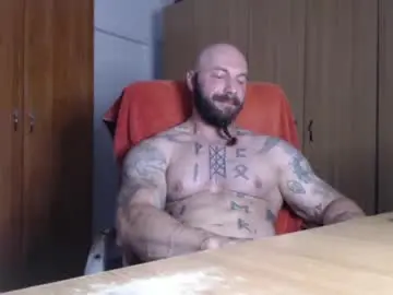 Chaturbate Best live sex cam show of strongivan