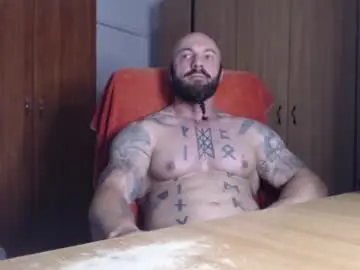 Chaturbate Sex Cam of strongivan
