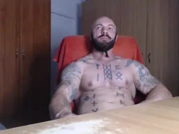 Chaturbate Free Live Porn of strongivan