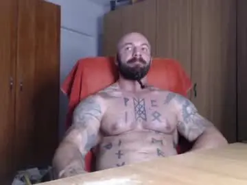 Chaturbate Sex Cam of strongivan