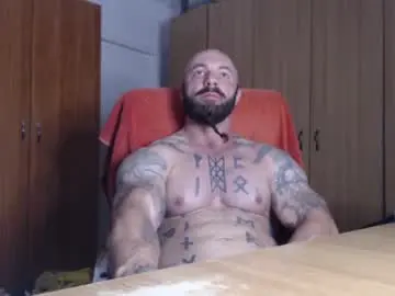 Chaturbate Live Sex Cam of strongivan