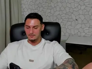 Chaturbate Nude Webcam of clintmasterss