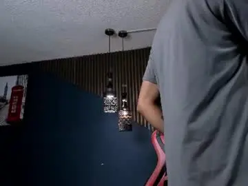 Chaturbate Best live sex cam show of marcusgrayy