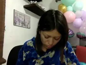 Chaturbate Live Sex Cam of nena_lov
