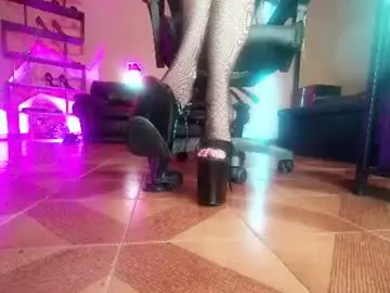 Chaturbate Free Live Porn of monicamaxwell2