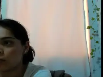 Chaturbate Live Sex Cam of antonella_gomez22