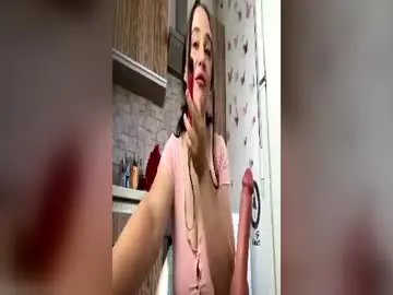 Chaturbate Nude Webcam of curvybombb